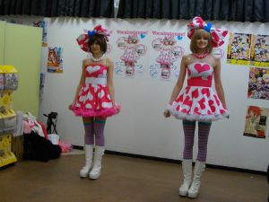 �{�J���W�F���k