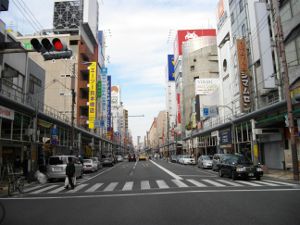 ���{���l����