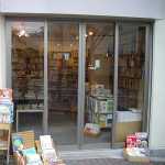 ���J����