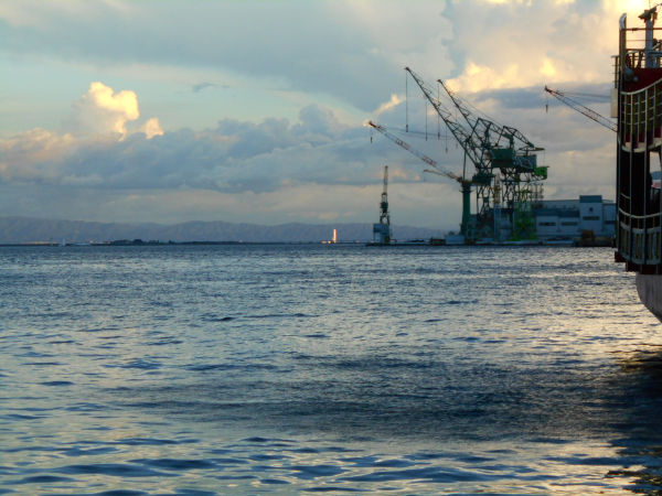 ���ׂ̃n���J�X