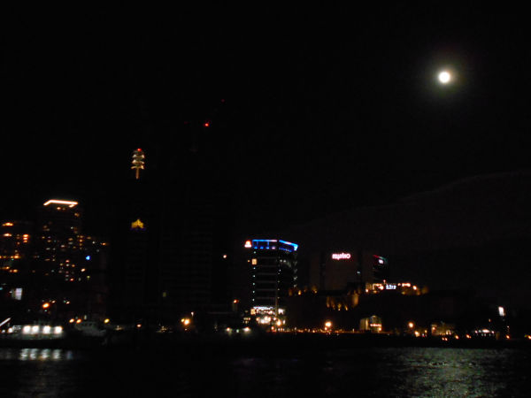 �R�[���h���[��