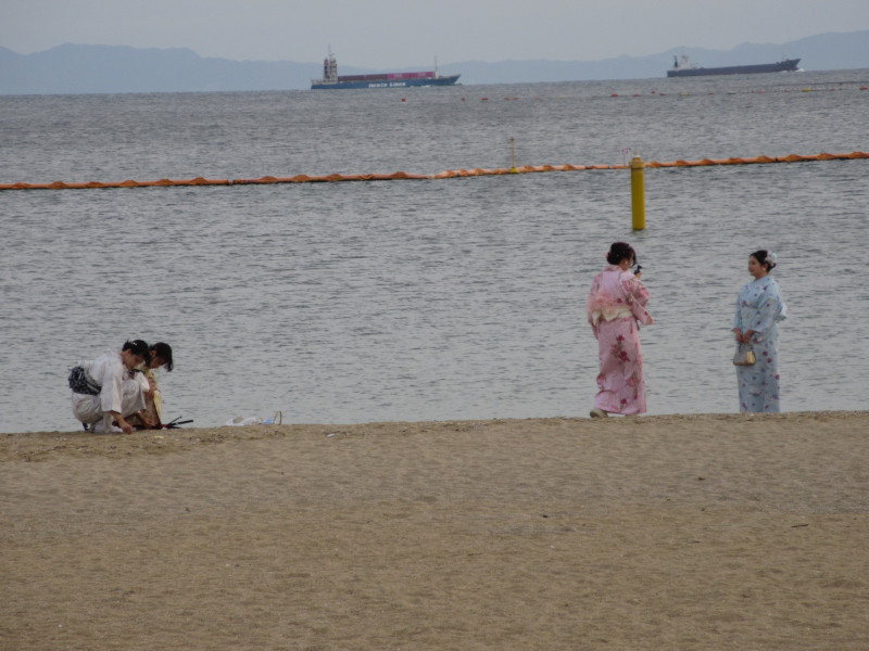 ���ی�E�{���r�[�`