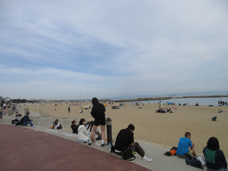 �{���r�[�`�ŗV�ڂ�