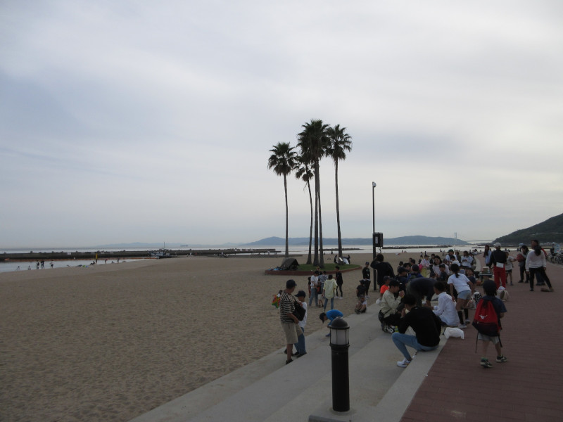 �{���r�[�`�ŗV�ڂ�