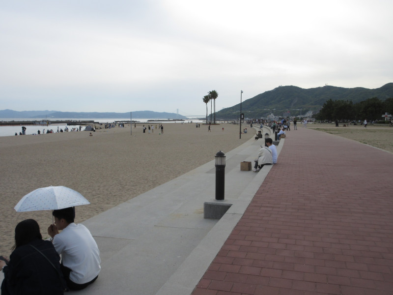 �{���r�[�`�ŗV�ڂ�