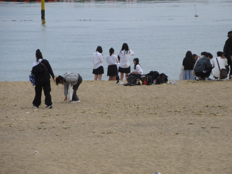 �{���r�[�`�ŗV�ڂ�