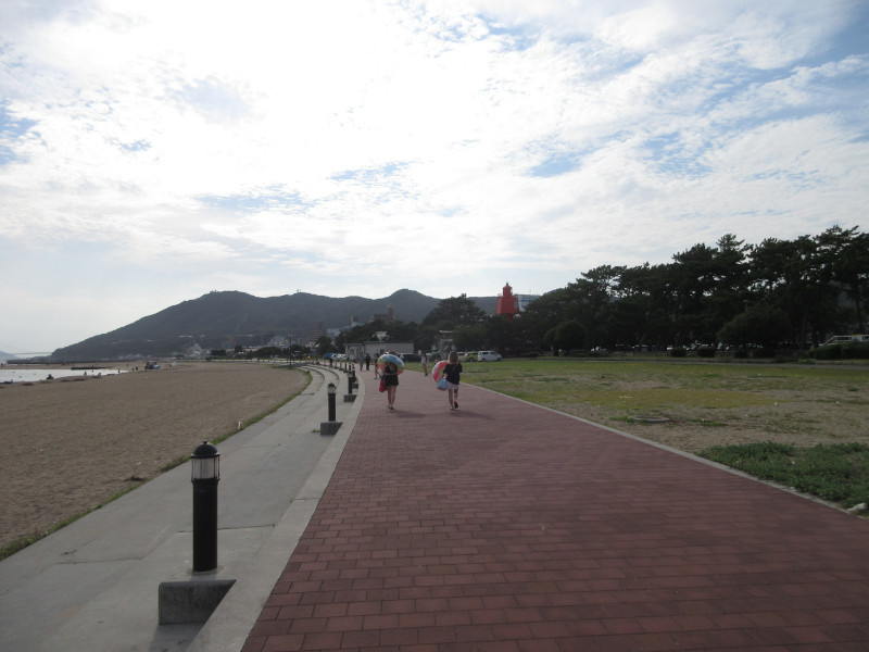 夏は当然須磨ビーチ