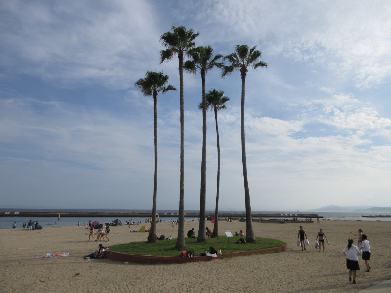 夏は当然須磨ビーチ
