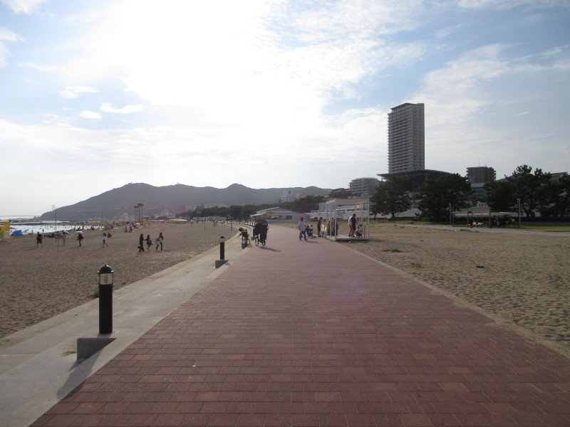 夏は当然須磨ビーチ