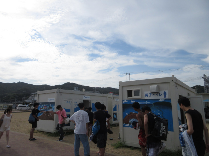 夏は当然須磨ビーチ