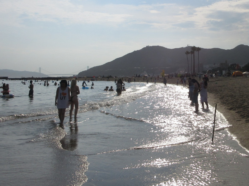 夏は当然須磨ビーチ