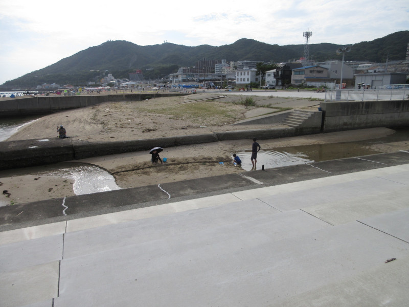 夏は当然須磨ビーチ