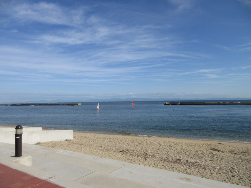 秋風の須磨ビーチ