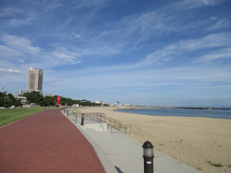 秋風の須磨ビーチ