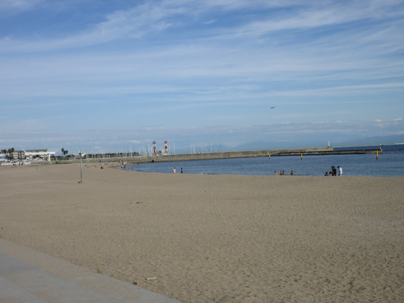 秋風の須磨ビーチ