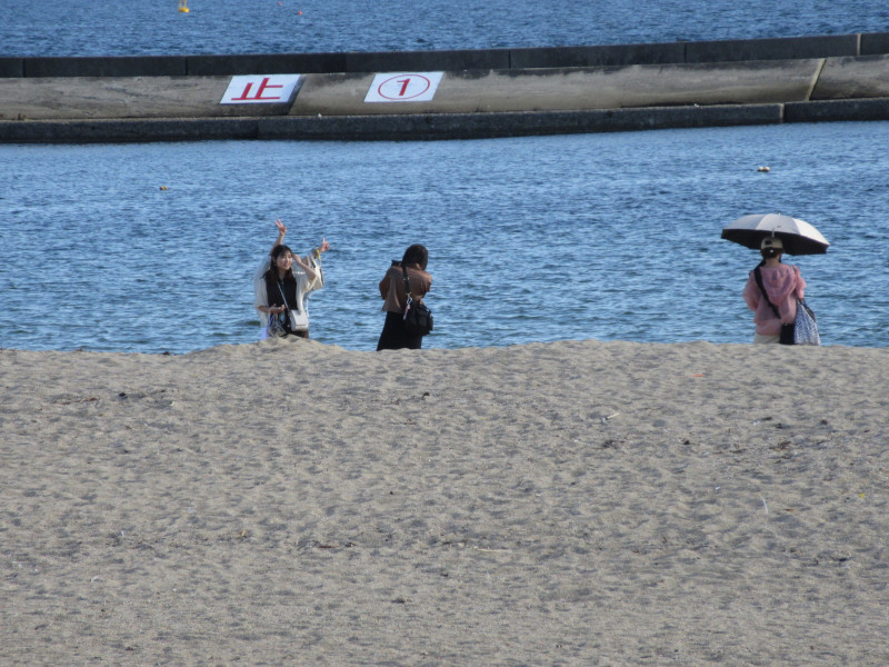 秋風の須磨ビーチ