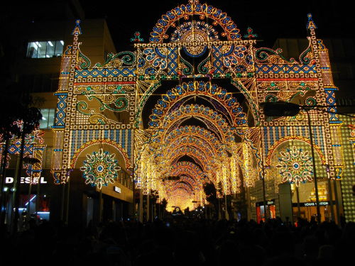 ���~�i���G