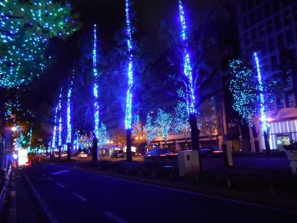 �䓰�؃��C�g�A�b�v