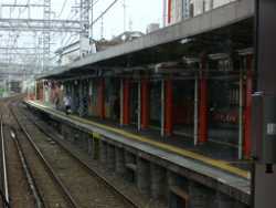 �������